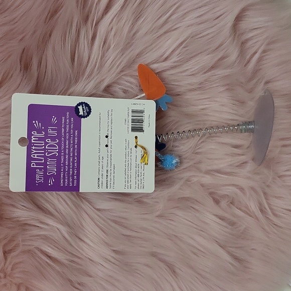 SALE!! Brand New WHISKER CITY HOLIDAY INSPIRED Cat Toy - Picture 3 of 4